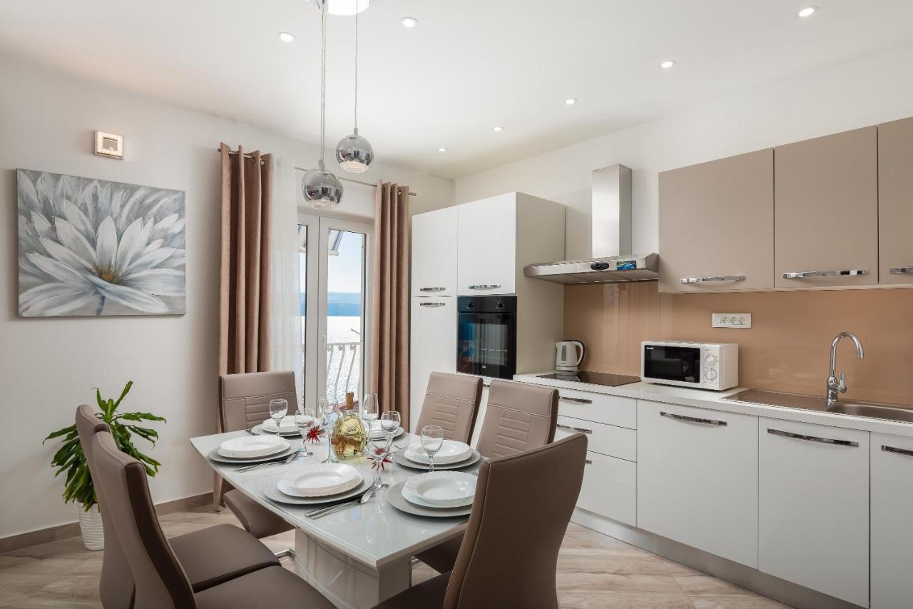 Fba Family Beach Apartments Omis Exterior photo
