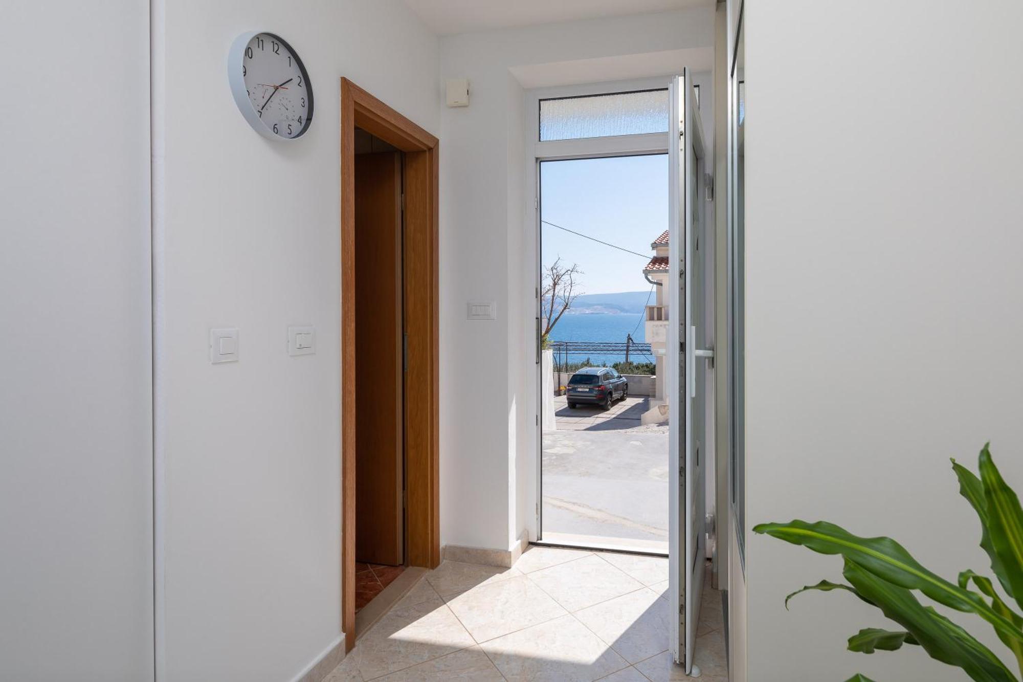 Fba Family Beach Apartments Omis Room photo
